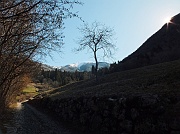 24 spunta il sole dal monte...